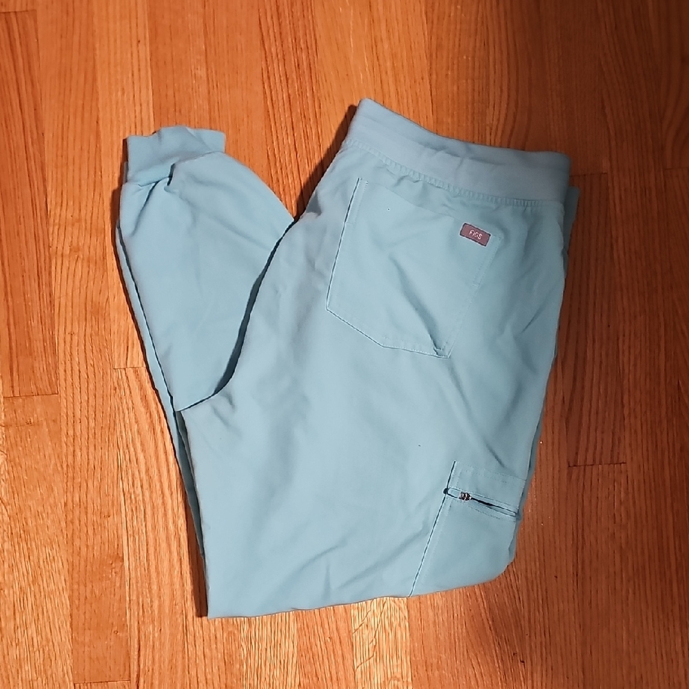 Figs Women's Sky Blue Joggers